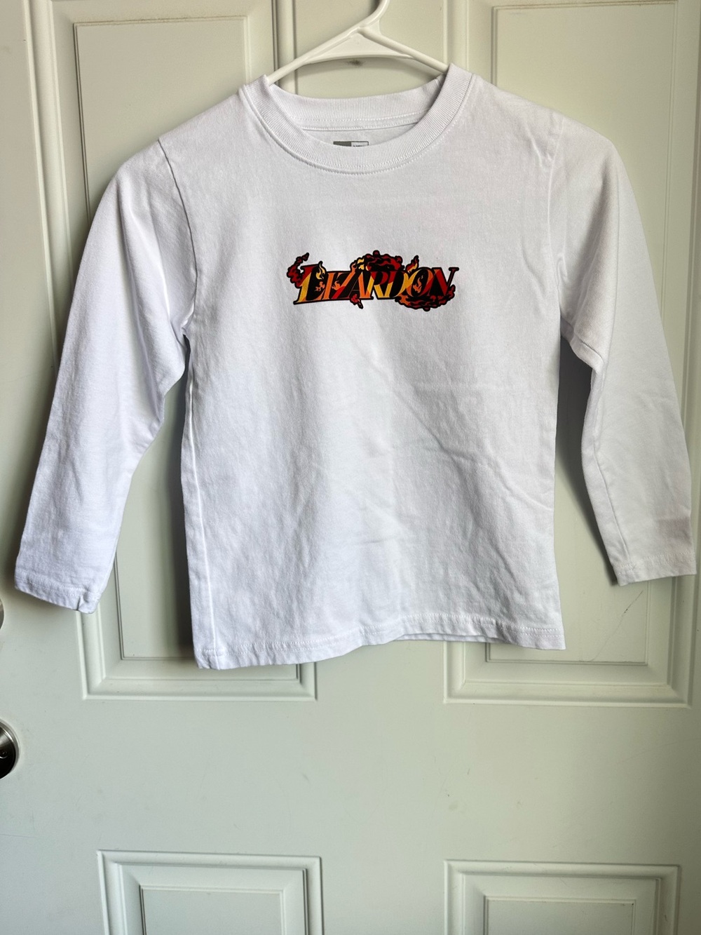 Pokémon Lizardon White Kids Long Sleeve Tee Size 130